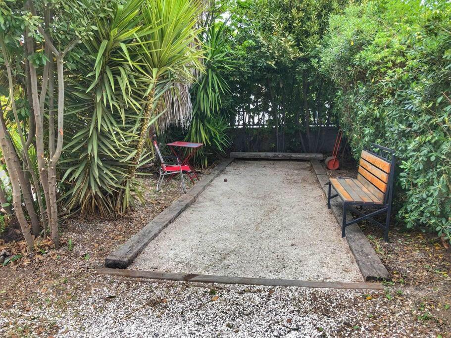 Appartement Proche Toutes Commodites Toulon Buitenkant foto
